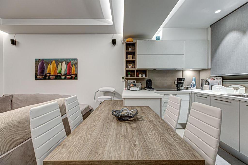 Deluxe & Modern Apartment In Athen Eksteriør bilde
